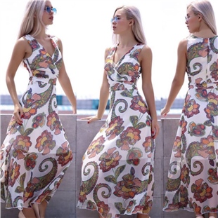 ELBİSE MODELLERİKruvaze Yaka Yırtmaç Detay Desenli Uzun Elbise